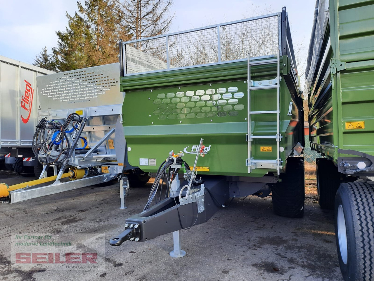 Fliegl TMK 140 FOX JUMBO-TITAN 20m³ - مقطورة زراعية قلابة: صورة 2 Fliegl TMK 140 FOX JUMBO-TITAN 20m³ - مقطورة زراعية قلابة: صورة 2