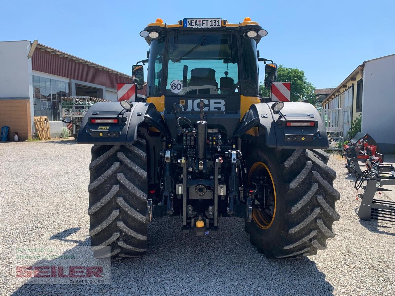 JCB Fastrac 4220 - جرار: صورة 4 JCB Fastrac 4220 - جرار: صورة 4
