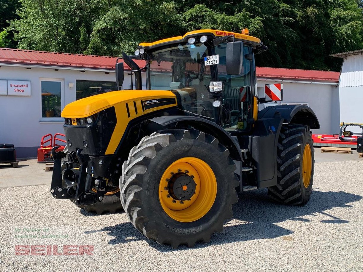 JCB Fastrac 4220 - جرار: صورة 1 JCB Fastrac 4220 - جرار: صورة 1