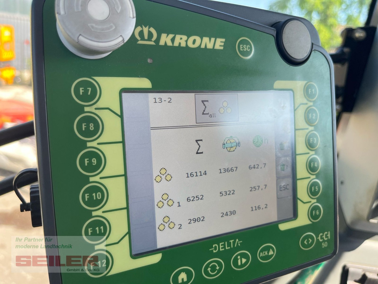 مكنة Krone Comprima CF 155 XC: صورة 10