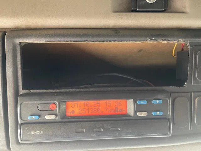 وحدة جر DAF XF 105.460 Manual gear: صورة 16