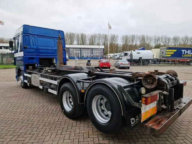 DAF XF 95.430 Euro 4 6x2 Manual-Gear - شاحنة هيكل كابينة: صورة 5 DAF XF 95.430 Euro 4 6x2 Manual-Gear - شاحنة هيكل كابينة: صورة 5