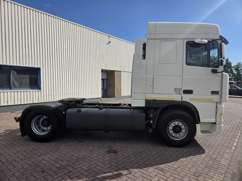 DAF XF 95.430 Manual gear Euro 3 - وحدة جر: صورة 2 DAF XF 95.430 Manual gear Euro 3 - وحدة جر: صورة 2