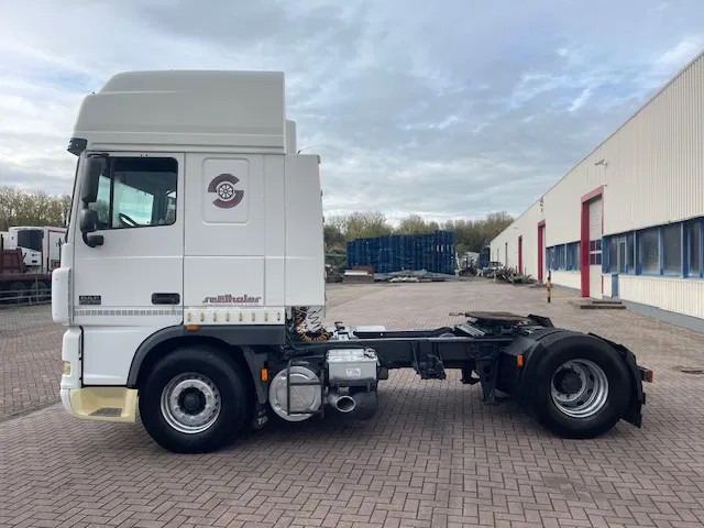 DAF XF 95.480 Manual gear - وحدة جر: صورة 4 DAF XF 95.480 Manual gear - وحدة جر: صورة 4