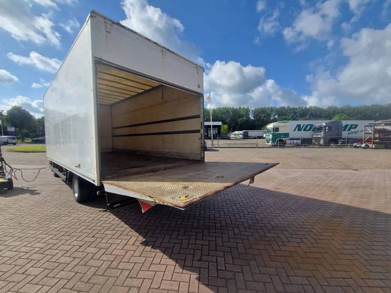 Iveco Eurocargo 75E15 6 Cilinder Engine 4x2 Full Springs Euro 2 engine - شاحنة مقفلة: صورة 5 Iveco Eurocargo 75E15 6 Cilinder Engine 4x2 Full Springs Euro 2 engine - شاحنة مقفلة: صورة 5