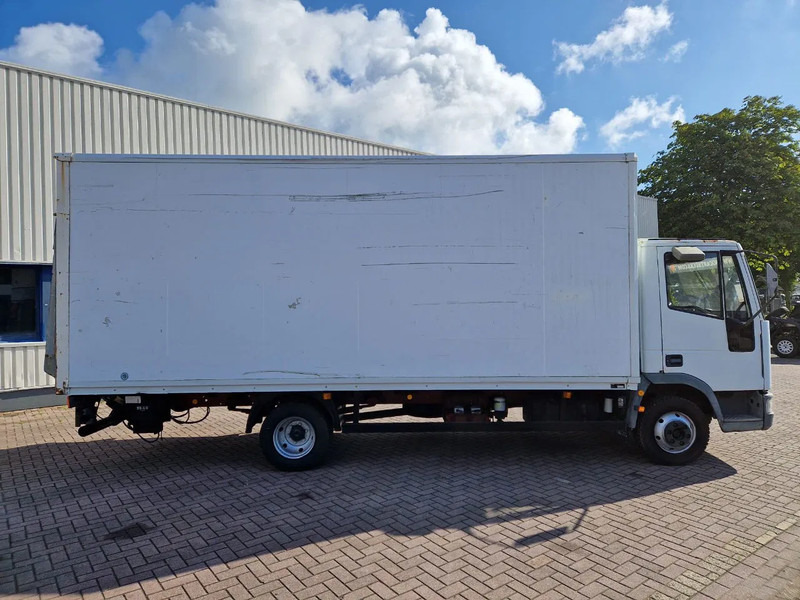 Iveco Eurocargo 75E15 6 Cilinder Engine 4x2 Full Springs Euro 2 engine - شاحنة مقفلة: صورة 2 Iveco Eurocargo 75E15 6 Cilinder Engine 4x2 Full Springs Euro 2 engine - شاحنة مقفلة: صورة 2