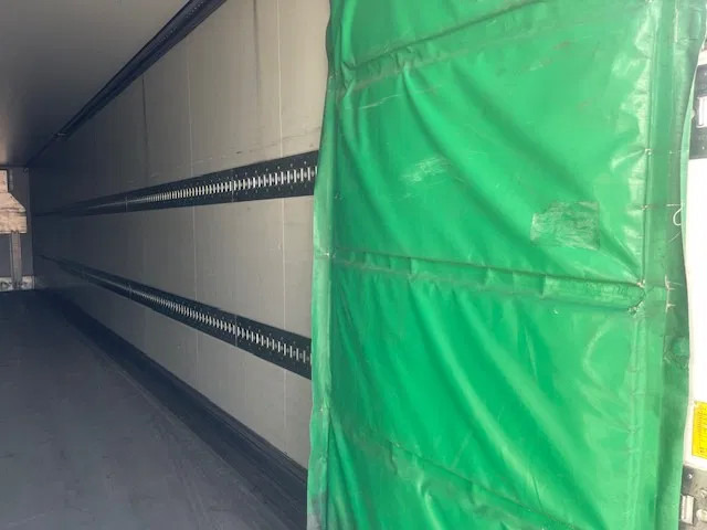 نصف مقطورة مُبرِّدة Krone CARRIER VECTOR 1950 3 AXELS: صورة 11 نصف مقطورة مُبرِّدة Krone CARRIER VECTOR 1950 3 AXELS: صورة 11