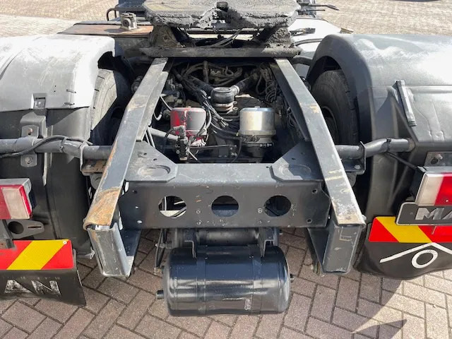 MAN 19.463 6 Cilinder Manual pomp EURO 2 - وحدة جر: صورة 5 MAN 19.463 6 Cilinder Manual pomp EURO 2 - وحدة جر: صورة 5