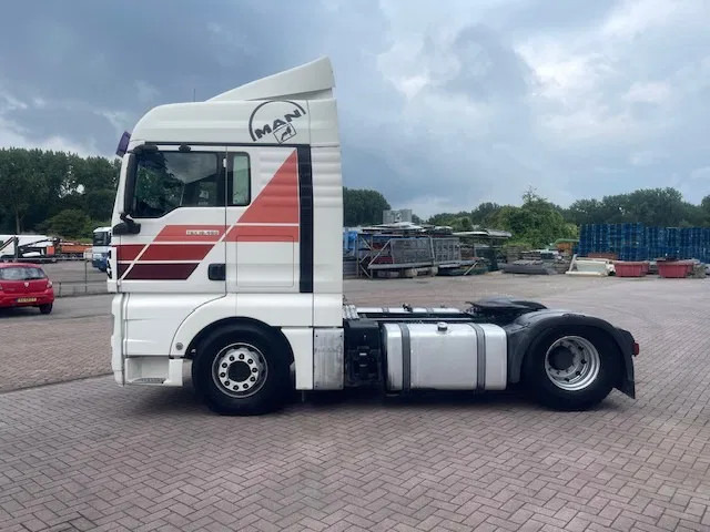 MAN TGX 18.480 Retarder 2Tanks - وحدة جر: صورة 4 MAN TGX 18.480 Retarder 2Tanks - وحدة جر: صورة 4