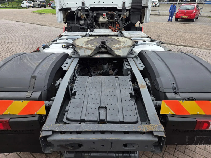 Mercedes-Benz Actros 1845 Retarder, 2 tanks, Automatic, 2 beds - وحدة جر: صورة 5 Mercedes-Benz Actros 1845 Retarder, 2 tanks, Automatic, 2 beds - وحدة جر: صورة 5