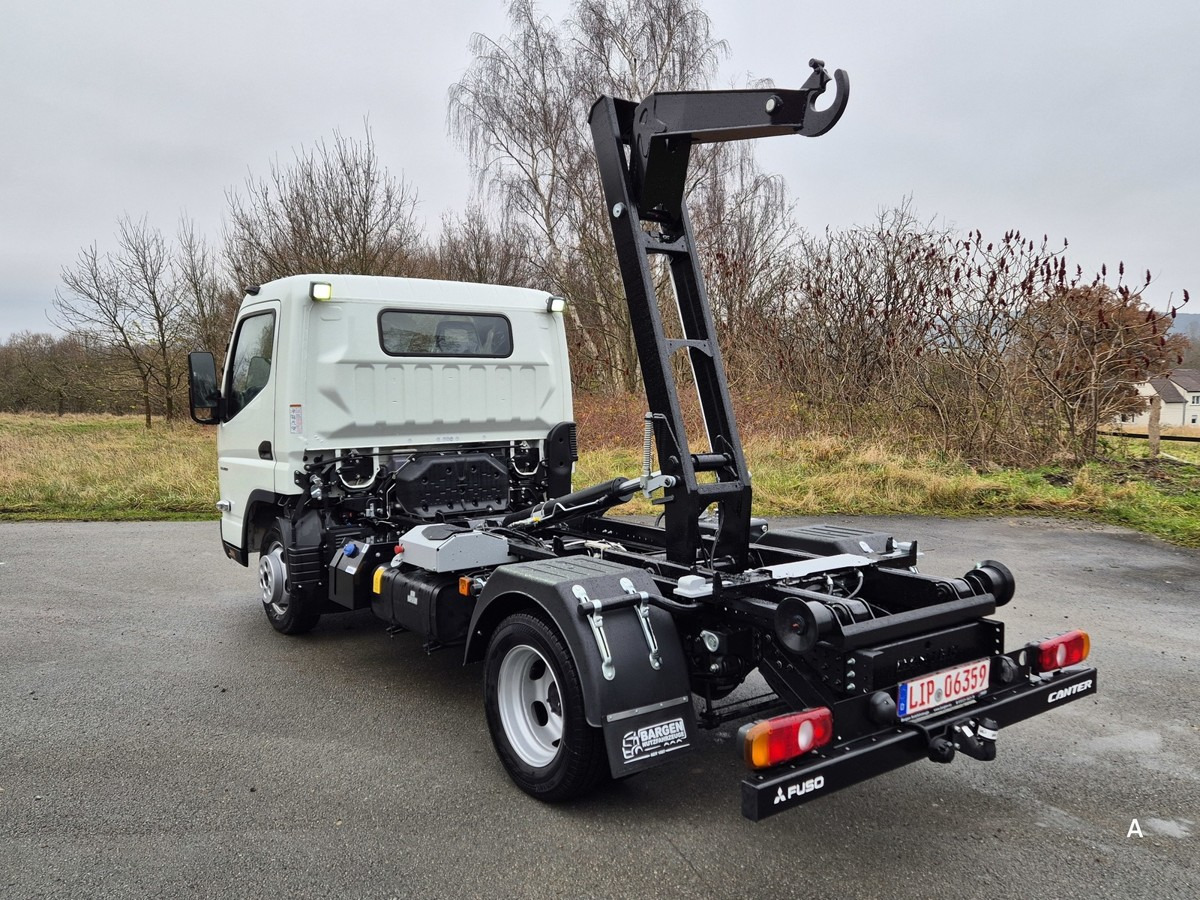 FUSO 3C15 Duonic Aut.City Abrollkipper AHK 3.5T - شاحنة ذات خطاف: صورة 2 FUSO 3C15 Duonic Aut.City Abrollkipper AHK 3.5T - شاحنة ذات خطاف: صورة 2