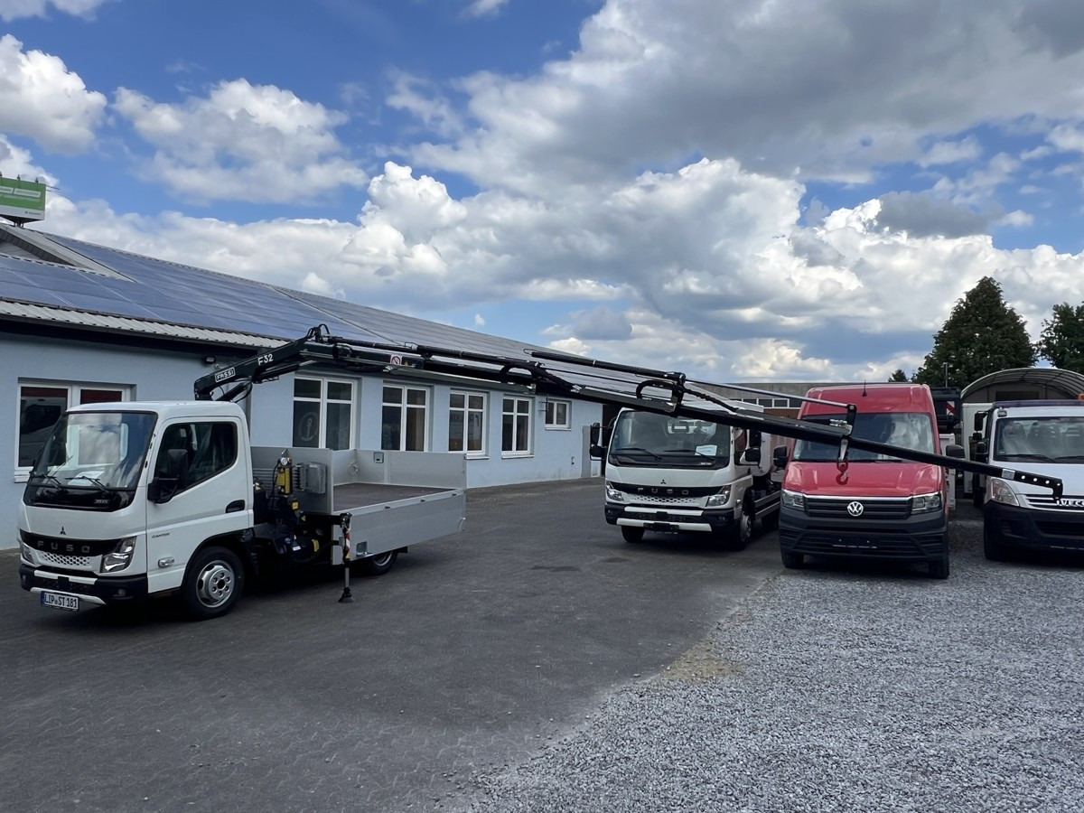 FUSO 3S15 Alu Pritsche 2.80m Ladekran Bohrgerät - شاحنة مفتوحة: صورة 5 FUSO 3S15 Alu Pritsche 2.80m Ladekran Bohrgerät - شاحنة مفتوحة: صورة 5