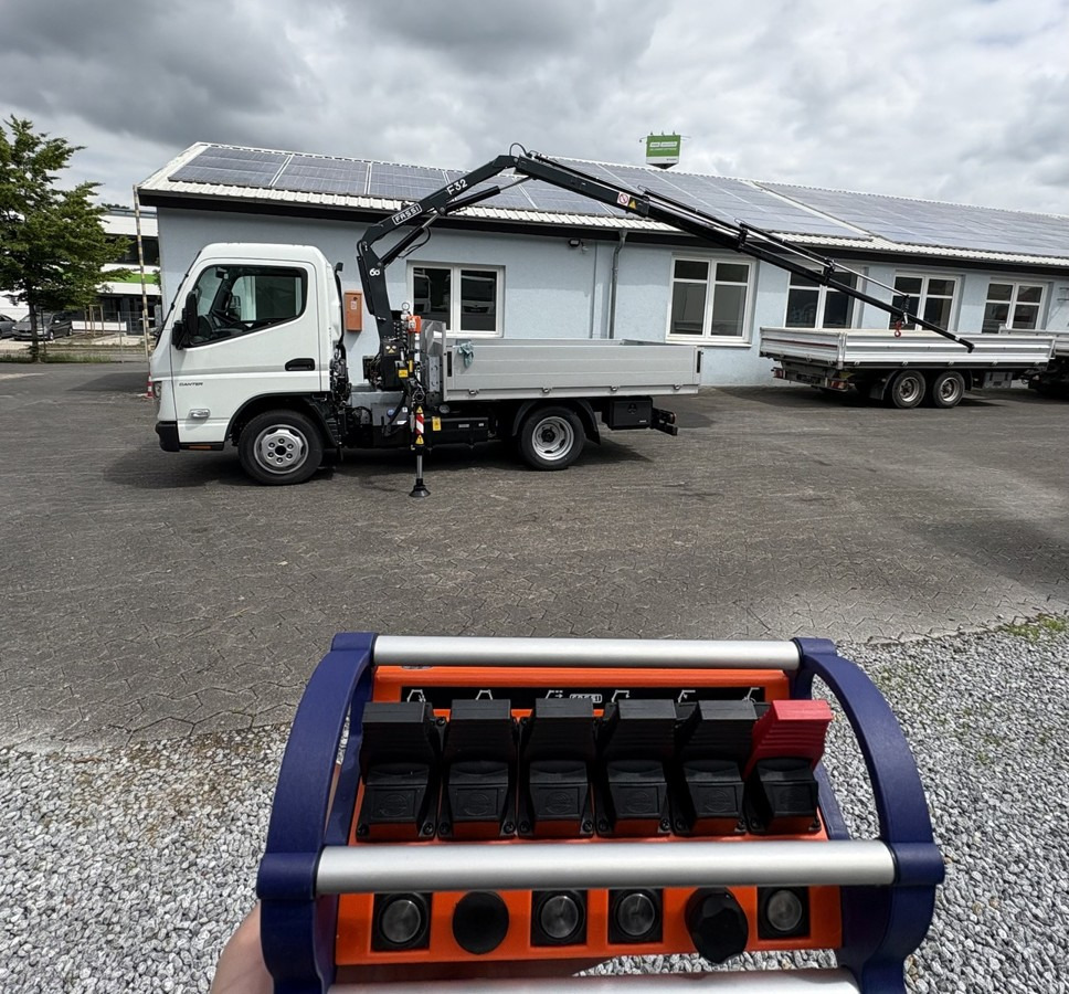 FUSO 3S15 Alu Pritsche 2.80m Ladekran Funk! sofort ve - شاحنة كرين, شاحنات مسطحة: صورة 5 FUSO 3S15 Alu Pritsche 2.80m Ladekran Funk! sofort ve - شاحنة كرين, شاحنات مسطحة: صورة 5