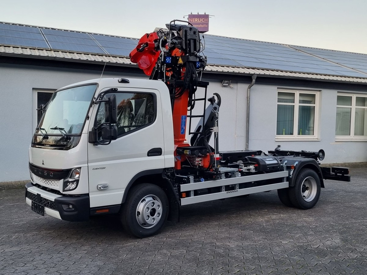 FUSO FUSO 9C18 City Abrollkipper + Z-Kran Recycling - شاحنة ذات خطاف, شاحنة كرين: صورة 3 FUSO FUSO 9C18 City Abrollkipper + Z-Kran Recycling - شاحنة ذات خطاف, شاحنة كرين: صورة 3