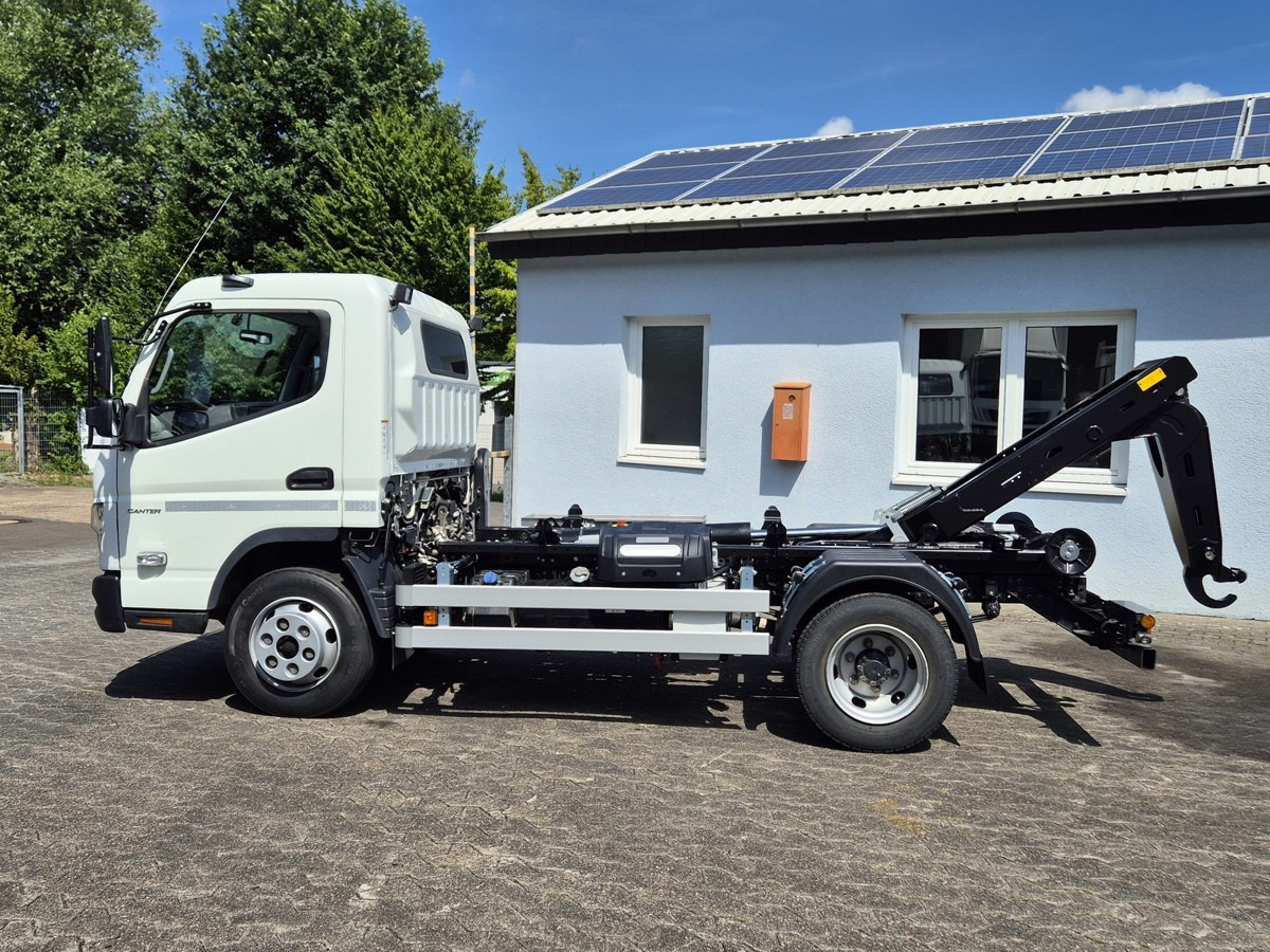 FUSO Fuso Canter 7C18 City Abrollkipper AHK Hooklift - شاحنة ذات خطاف: صورة 3 FUSO Fuso Canter 7C18 City Abrollkipper AHK Hooklift - شاحنة ذات خطاف: صورة 3