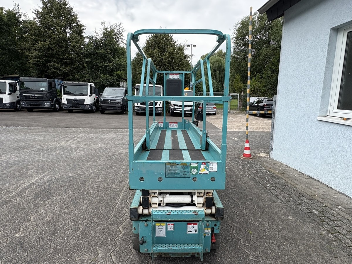 GENIE Haulotte Compact 8 baugleich GS 2032 sofort verf - رافعة هيدروليكية مقصية: صورة 2 GENIE Haulotte Compact 8 baugleich GS 2032 sofort verf - رافعة هيدروليكية مقصية: صورة 2