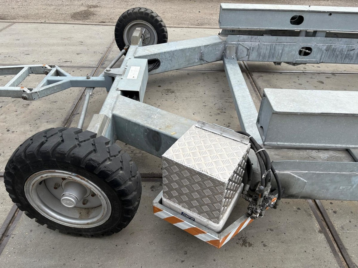 HARBECK Hafentrailer Harbeck LTS200 20t - مقطورة القارب: صورة 5 HARBECK Hafentrailer Harbeck LTS200 20t - مقطورة القارب: صورة 5