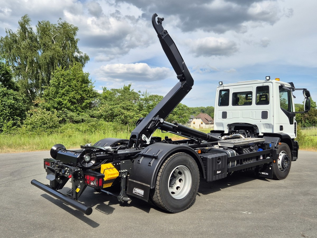 IVECO Euro Cargo 180E32 4x2 Abrollkipper Teleskoparm - شاحنة ذات خطاف: صورة 5 IVECO Euro Cargo 180E32 4x2 Abrollkipper Teleskoparm - شاحنة ذات خطاف: صورة 5