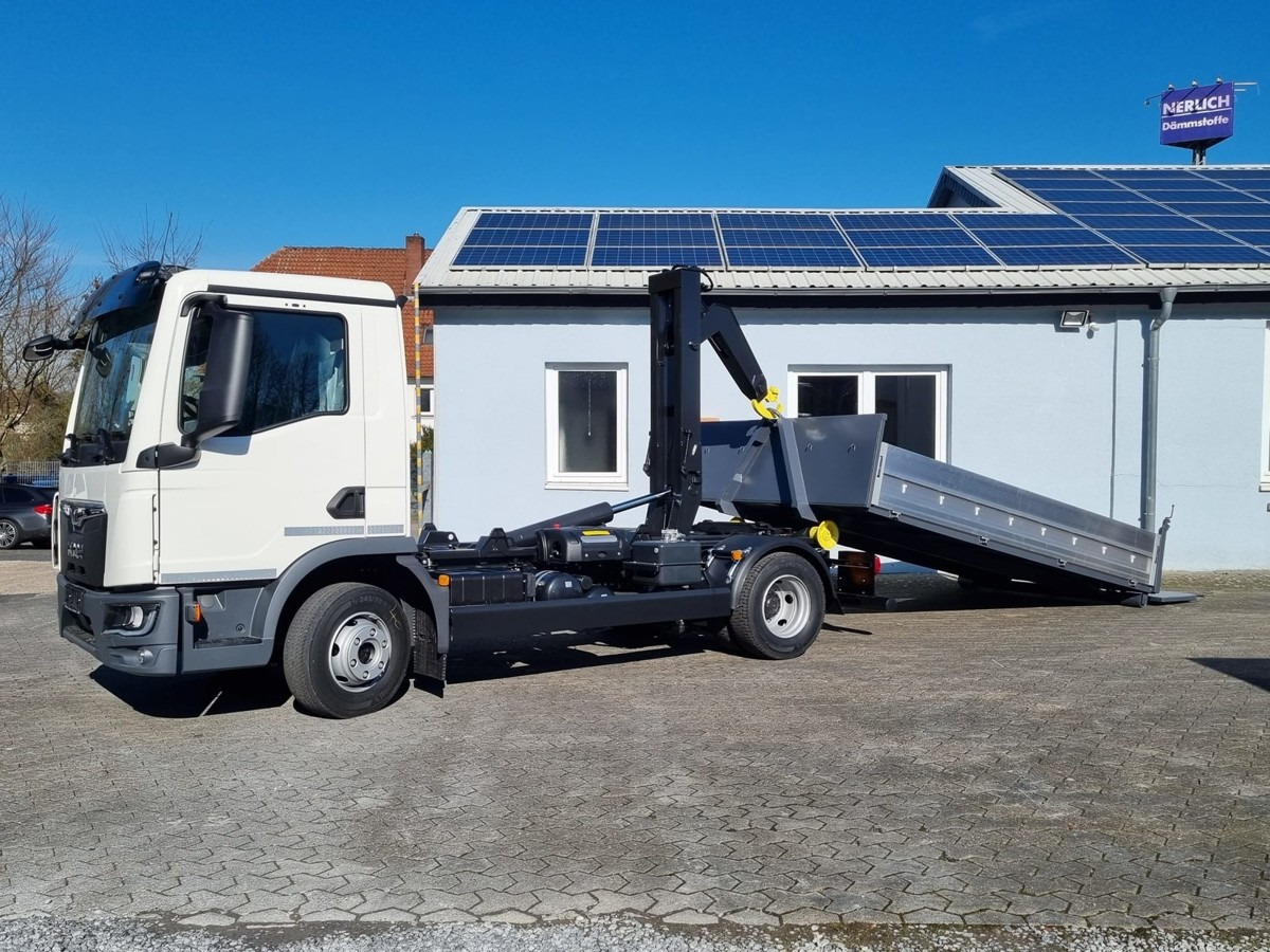 MAN TGL 8.220 BL City Abollkipper 6t Powermatic AHK2 - شاحنة ذات خطاف: صورة 4 MAN TGL 8.220 BL City Abollkipper 6t Powermatic AHK2 - شاحنة ذات خطاف: صورة 4