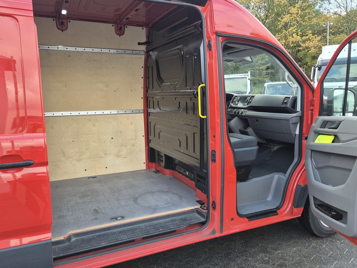 فان VW Crafter 35 Maxi L4H3 1Hand PDC: صورة 10 فان VW Crafter 35 Maxi L4H3 1Hand PDC: صورة 10