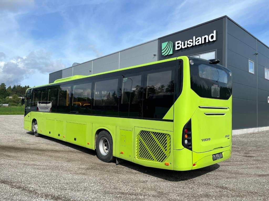 Volvo 8900 B8R - حافلة سوبربان: صورة 4 Volvo 8900 B8R - حافلة سوبربان: صورة 4