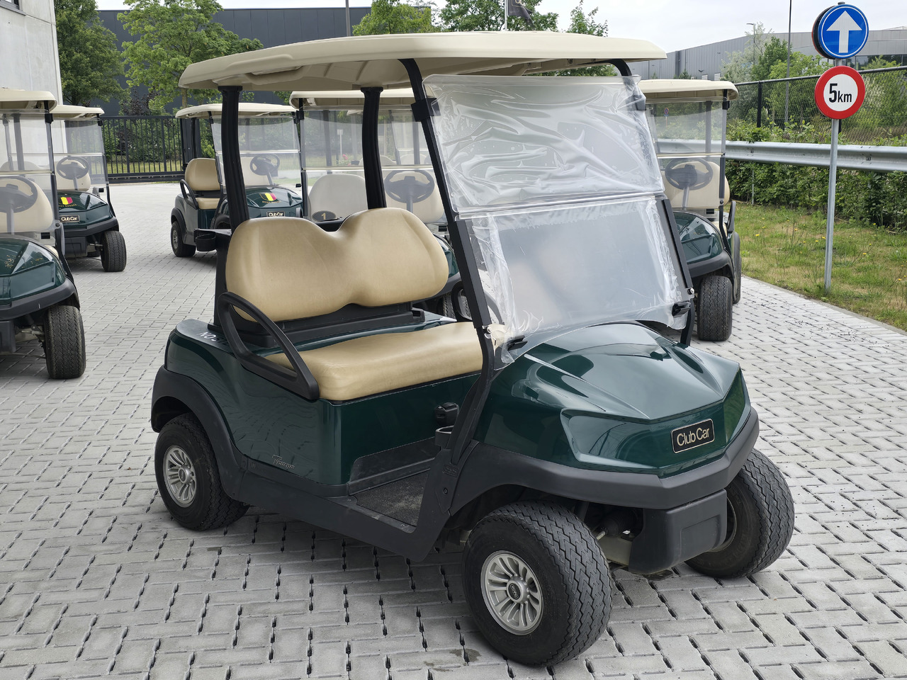 Club car tempo lithuim 2020 - عربة الجولف: صورة 2 Club car tempo lithuim 2020 - عربة الجولف: صورة 2
