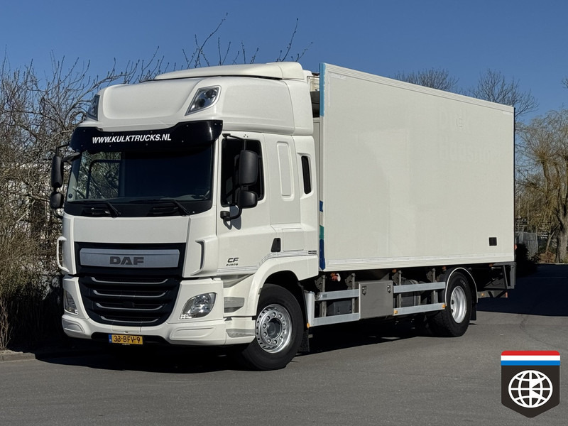 DAF CF 330 FA Space Cab / deepfreezer -30oC / TAILLIFT / - شاحنة الفريزر: صورة 1 DAF CF 330 FA Space Cab / deepfreezer -30oC / TAILLIFT / - شاحنة الفريزر: صورة 1