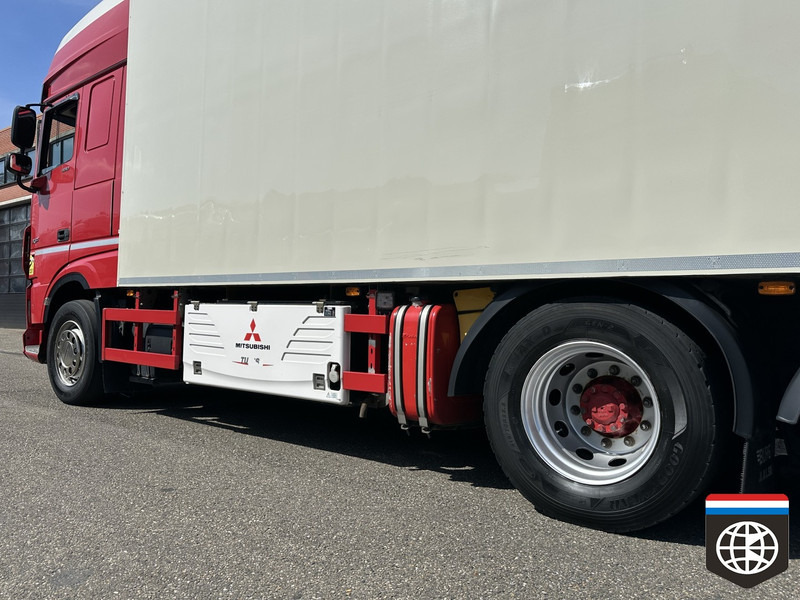 DAF XF 480 FAR 2x DIESEL REFRIG. - 2x TAIL LIFT - 50CC FLOWERS - HOLLAND TRUCK - شاحنة الفريزر: صورة 4 DAF XF 480 FAR 2x DIESEL REFRIG. - 2x TAIL LIFT - 50CC FLOWERS - HOLLAND TRUCK - شاحنة الفريزر: صورة 4