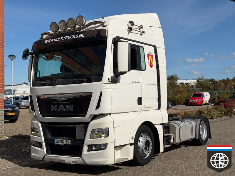 MAN TGX 18 480 RETARDER / CLEAN TRUCK / 2x TANK / NIGHT AC - وحدة جر: صورة 2 MAN TGX 18 480 RETARDER / CLEAN TRUCK / 2x TANK / NIGHT AC - وحدة جر: صورة 2