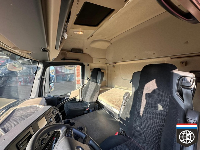 وحدة جر Mercedes-Benz ACTROS 1840 L / SLEEPER CAB: صورة 13 وحدة جر Mercedes-Benz ACTROS 1840 L / SLEEPER CAB: صورة 13