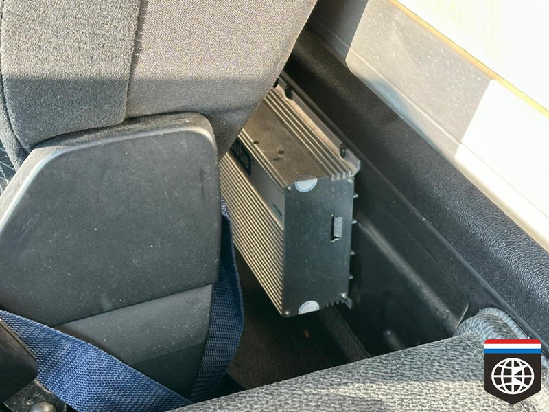 وحدة جر Mercedes-Benz ACTROS 1840 L / SLEEPER CAB: صورة 16 وحدة جر Mercedes-Benz ACTROS 1840 L / SLEEPER CAB: صورة 16