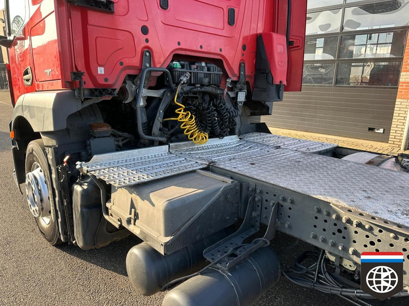 Mercedes-Benz ACTROS 1840 L /  SLEEPER CAB - وحدة جر: صورة 5 Mercedes-Benz ACTROS 1840 L /  SLEEPER CAB - وحدة جر: صورة 5