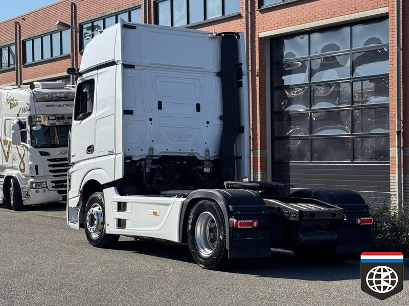 Mercedes-Benz ACTROS 1848 Gigaspace ** LIMITED EDITION** / FULL SPOILER / 2x TANK / NIGHT ac / - وحدة جر: صورة 4 Mercedes-Benz ACTROS 1848 Gigaspace ** LIMITED EDITION** / FULL SPOILER / 2x TANK / NIGHT ac / - وحدة جر: صورة 4