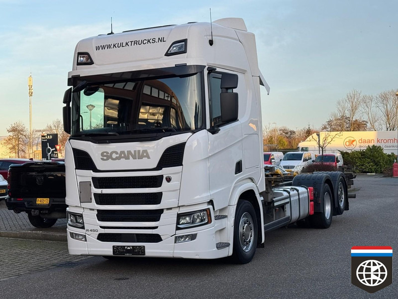 Scania R450 6X2/4 Highline Retarder Night a/c Full air - BDF CHASSIS - Concourstaat - شاحنات الحاويات / جسم علوي قابل للتغيير شاحنة: صورة 2 Scania R450 6X2/4 Highline Retarder Night a/c Full air - BDF CHASSIS - Concourstaat - شاحنات الحاويات / جسم علوي قابل للتغيير شاحنة: صورة 2