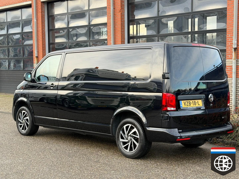 Volkswagen TRANSPORTER 75 EDITION BULLI - FULL OPTION - DSG - فان المدمجة: صورة 3 Volkswagen TRANSPORTER 75 EDITION BULLI - FULL OPTION - DSG - فان المدمجة: صورة 3