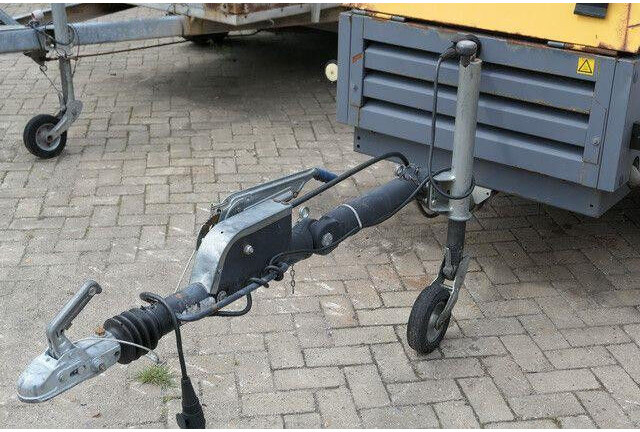 Atlas-Copco XAS 67, Kompressor, Deutz, Wenig Std., TOP - الضاغط: صورة 2 Atlas-Copco XAS 67, Kompressor, Deutz, Wenig Std., TOP - الضاغط: صورة 2