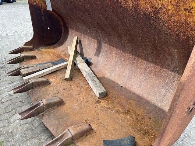 Caterpillar 966E, Ladeschaufel, Schaufel mit Zähne, 4,5m³ - اللودر بعجل: صورة 2 Caterpillar 966E, Ladeschaufel, Schaufel mit Zähne, 4,5m³ - اللودر بعجل: صورة 2