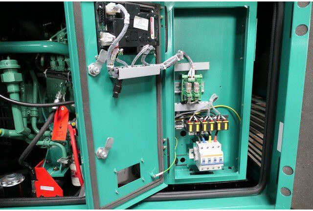 Cummins Stromgenerator, 10 kVA, Sofort verfügbar - مجموعة المولدات: صورة 4 Cummins Stromgenerator, 10 kVA, Sofort verfügbar - مجموعة المولدات: صورة 4