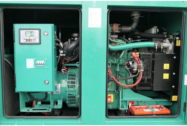 Cummins Stromgenerator, 40 kVA, sofort vefügbar - مجموعة المولدات: صورة 2 Cummins Stromgenerator, 40 kVA, sofort vefügbar - مجموعة المولدات: صورة 2