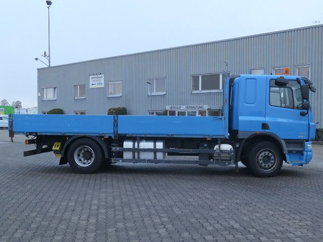 DAF CF 75.360 4x2, Retarder, Klima, AHK, Gerüstbau - شاحنات مسطحة: صورة 2 DAF CF 75.360 4x2, Retarder, Klima, AHK, Gerüstbau - شاحنات مسطحة: صورة 2