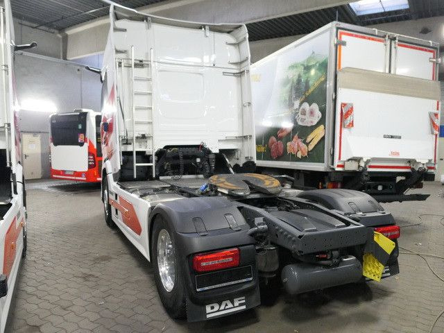 DAF XG 530 FT 4x2, Hydr., Klima, Alu-Felgen,Intarder - وحدة جر: صورة 3 DAF XG 530 FT 4x2, Hydr., Klima, Alu-Felgen,Intarder - وحدة جر: صورة 3