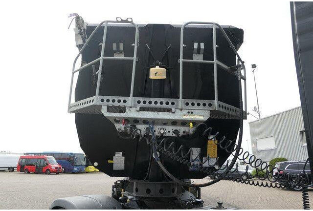 Fliegl DHKS 390, Stahl, 50m³, Schrottmulde, TOP-Zustand - قلابة نصف مقطورة نصف مقطورة قلابة: صورة 3 Fliegl DHKS 390, Stahl, 50m³, Schrottmulde, TOP-Zustand - قلابة نصف مقطورة نصف مقطورة قلابة: صورة 3