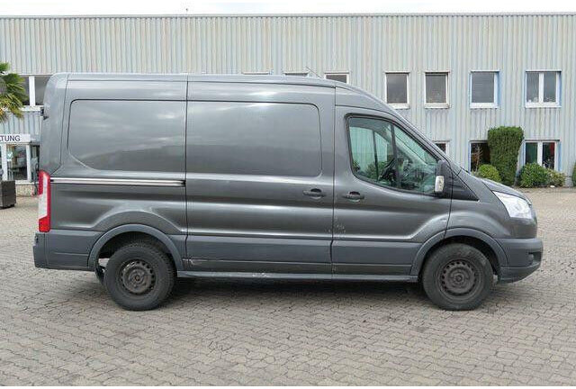 Ford Transit 4x2, 3 Sitz, Klima, AHK, Handwerker - فان: صورة 2 Ford Transit 4x2, 3 Sitz, Klima, AHK, Handwerker - فان: صورة 2
