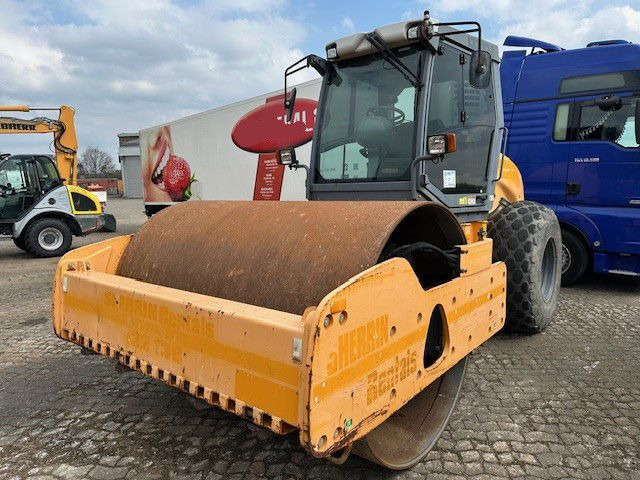Hamm 3412HT, Deutz-Motor, Guter Zustand, Hamm 3412HT, Deutz-Motor, Guter Zustand, - مدحلة ضاغطة: صورة 2 Hamm 3412HT, Deutz-Motor, Guter Zustand, Hamm 3412HT, Deutz-Motor, Guter Zustand, - مدحلة ضاغطة: صورة 2