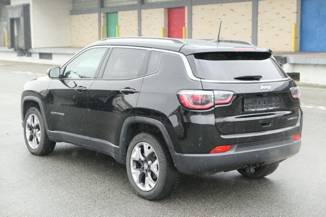 Jeep Compass Limited 4WD/AHK/Klima - سيارة دفع رباعي: صورة 5 Jeep Compass Limited 4WD/AHK/Klima - سيارة دفع رباعي: صورة 5