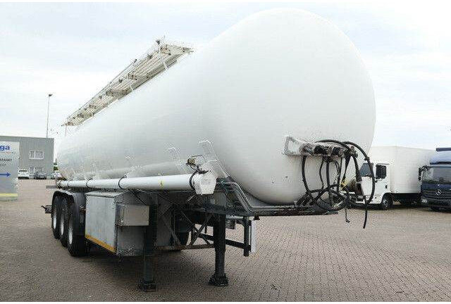Kässbohrer STH 34/10-24/Tank 34.000 ltr./Unterbefüll./Pumpe - نصف مقطورة صهريج: صورة 5 Kässbohrer STH 34/10-24/Tank 34.000 ltr./Unterbefüll./Pumpe - نصف مقطورة صهريج: صورة 5