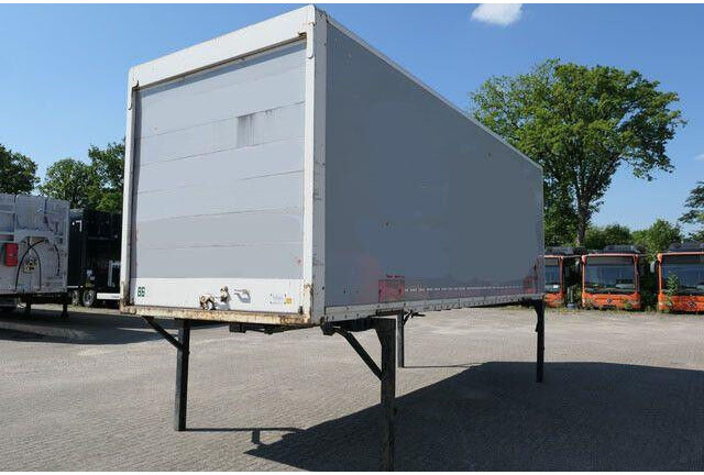 Kögel Wechselkoffer, BDF, Isoliert, Rolltor - شاحنة مقفلة: صورة 5 Kögel Wechselkoffer, BDF, Isoliert, Rolltor - شاحنة مقفلة: صورة 5