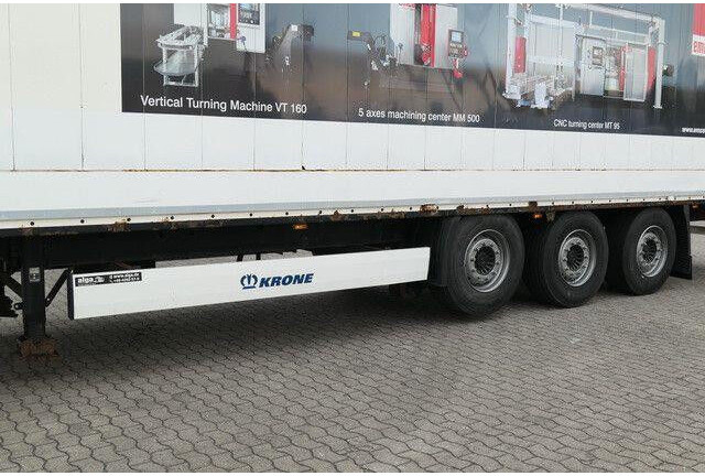 نصف مقطورة صندوق مغلق Krone SD, Schlüssellochblech, Luft-Lift, SAF-Achsen: صورة 8 نصف مقطورة صندوق مغلق Krone SD, Schlüssellochblech, Luft-Lift, SAF-Achsen: صورة 8