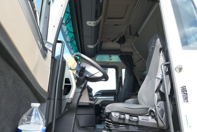 MAN 18.500 TGX 4x2, Intarder, Klima, 2x Tank,Spoiler - وحدة جر: صورة 4 MAN 18.500 TGX 4x2, Intarder, Klima, 2x Tank,Spoiler - وحدة جر: صورة 4