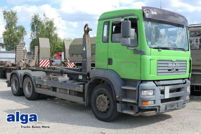 MAN 26.390 TGA BL 6x4, VDL S-21 6200, Klima, Luftfe. - شاحنة ذات خطاف: صورة 1 MAN 26.390 TGA BL 6x4, VDL S-21 6200, Klima, Luftfe. - شاحنة ذات خطاف: صورة 1